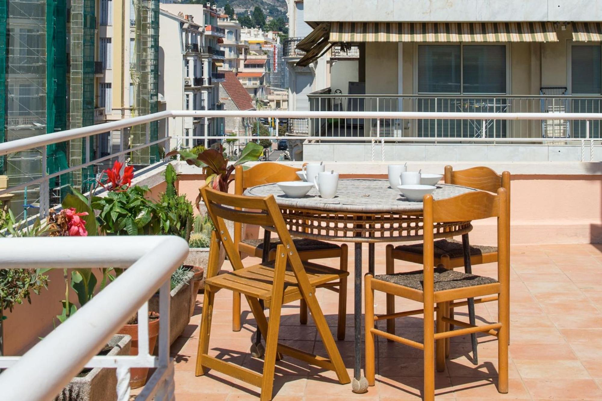 Appartement Gloria Marris à Menton Extérieur photo